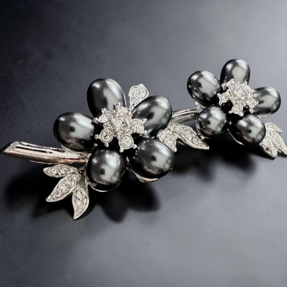 Nolan Miller Peals In Bloom Gray Faux Pearl Rhinestone Brooch Signed Vintage